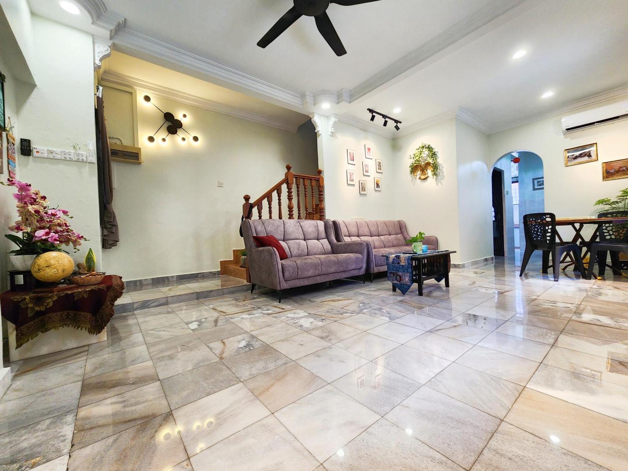 Taman Pelangi Rumah percutian